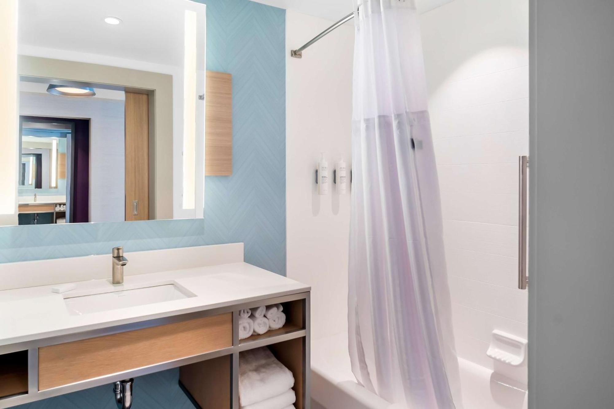 Hilton Garden Inn Норт-Конвей Экстерьер фото